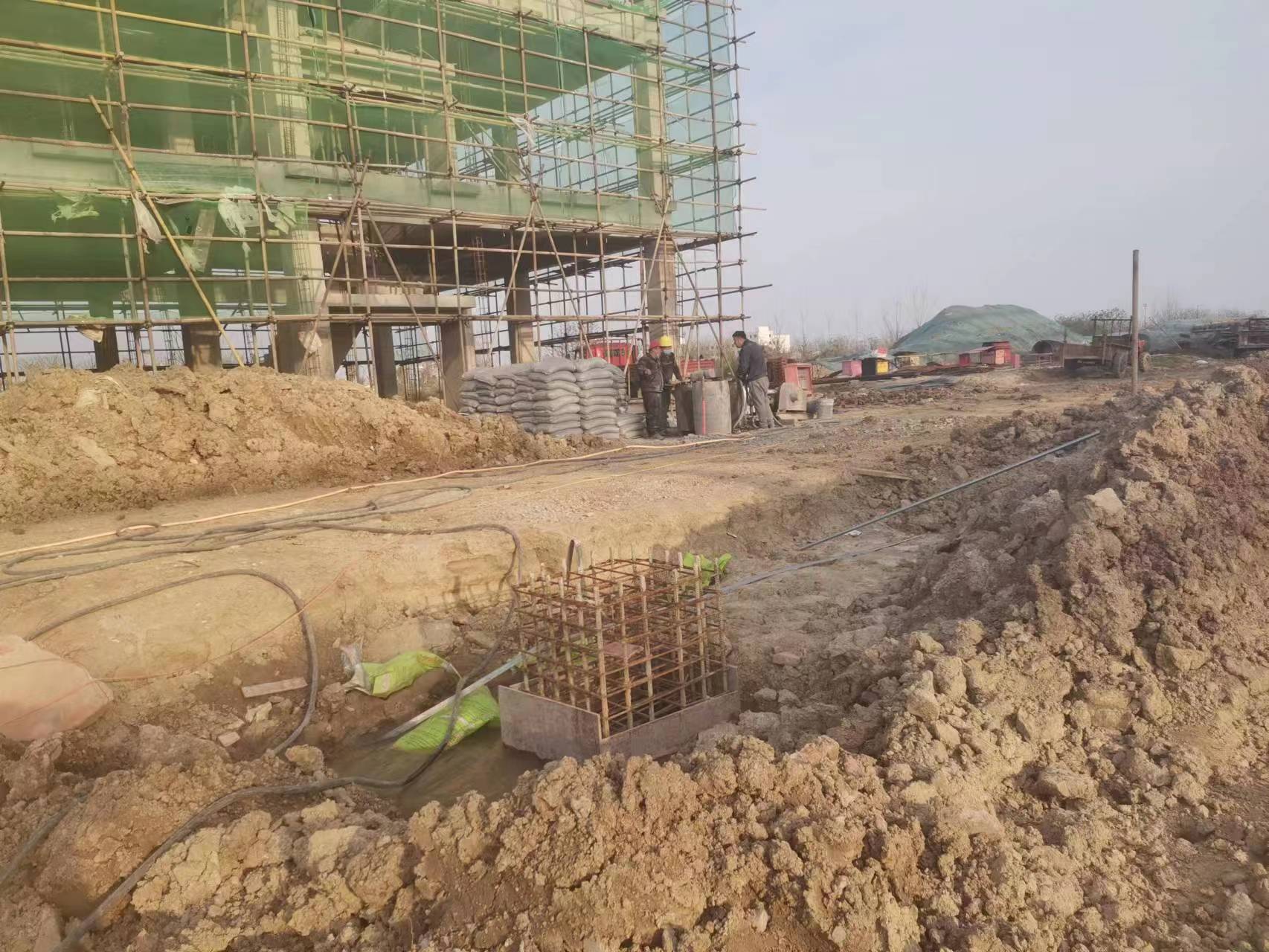 冯坡镇当桥梁出现裂缝的时候应该及时加固修补